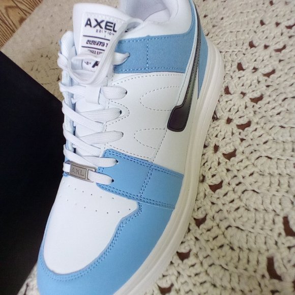 Conzuri Men's Blue and White Sneakers - Picture 4 of 7